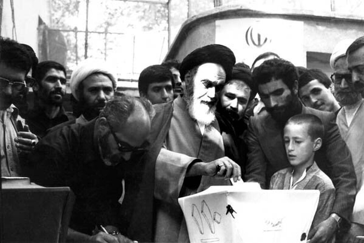 روز جمهوری اسلامی؛ همه پرسی تغییر بزرگ تاریخ سرزمین ایران