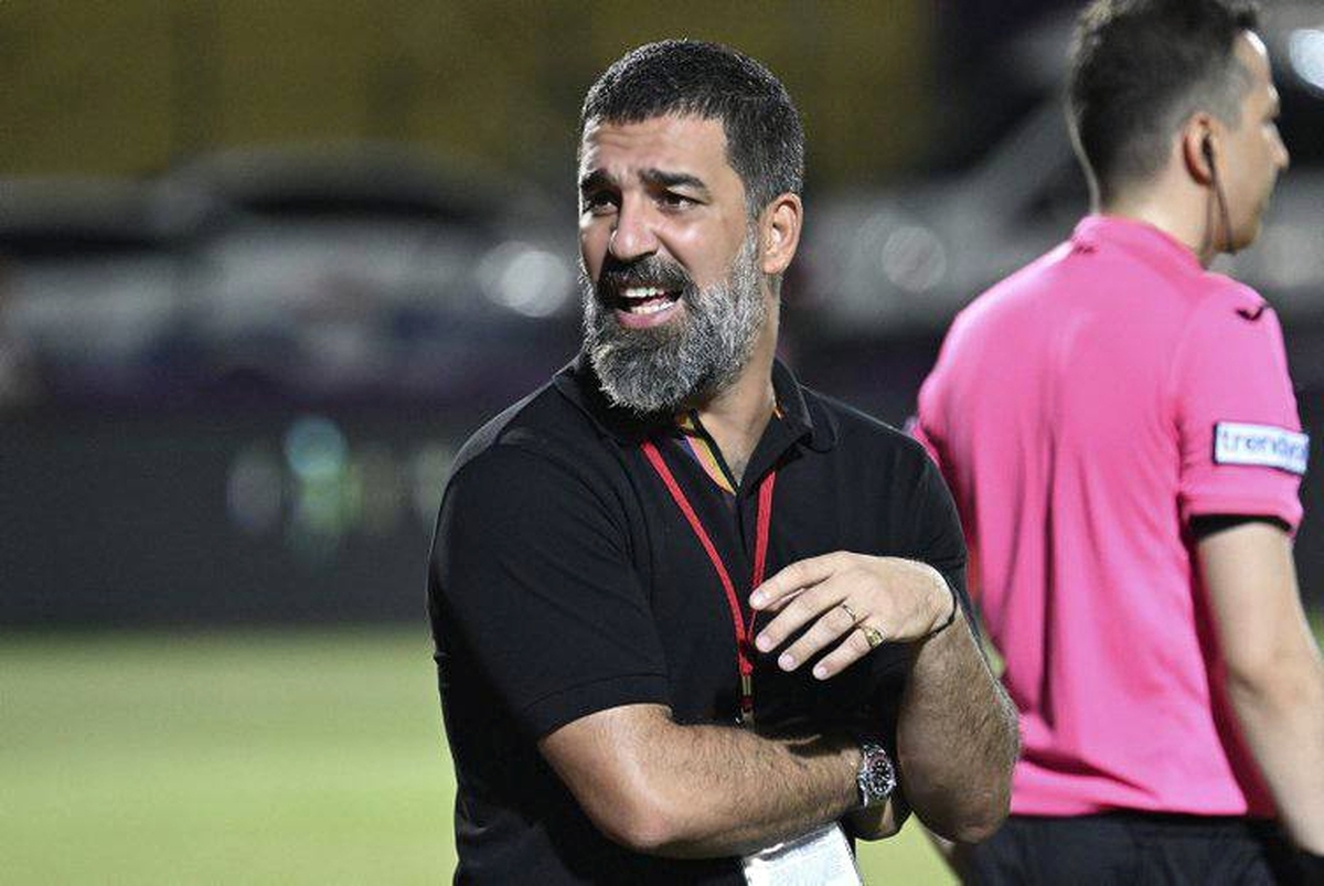 ستاره سابق بارسلونا در ترکیه مربی شد