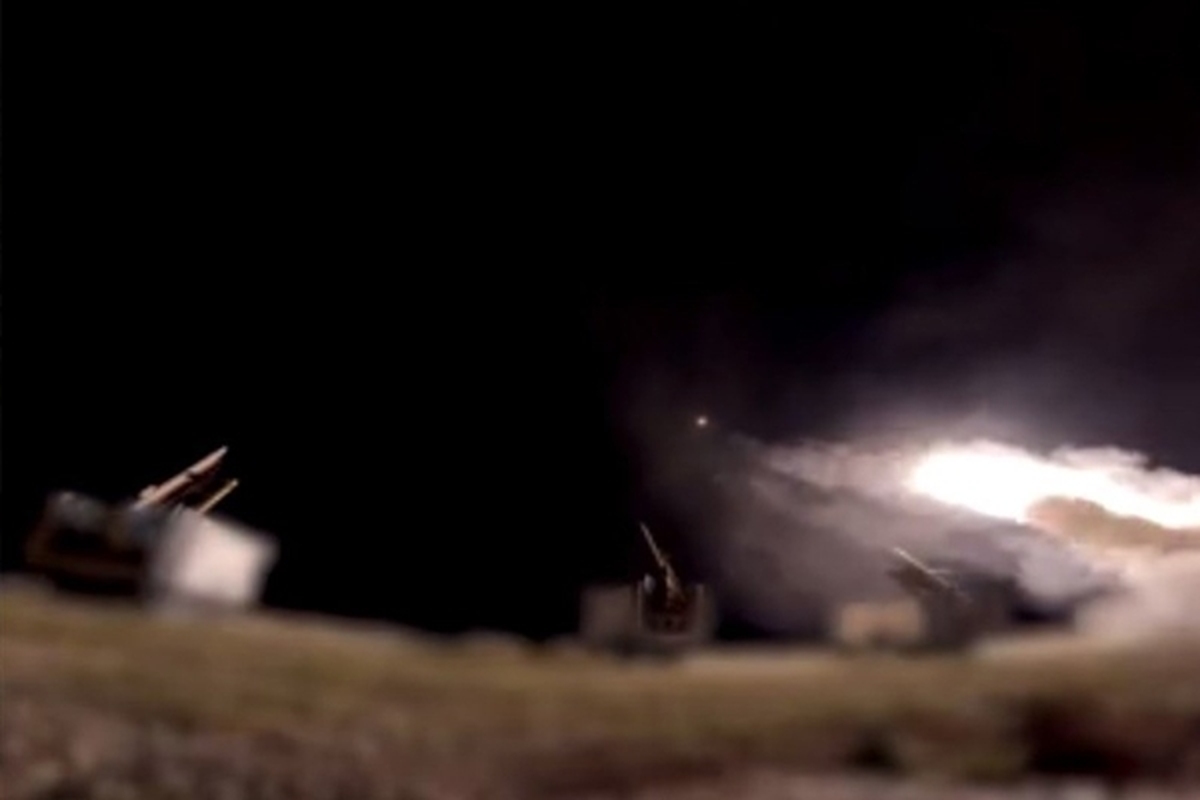 ویدئو | لحظه شلیک موشک‌های کروز سپاه در عملیات «وعده صادق» علیه اسرائیل