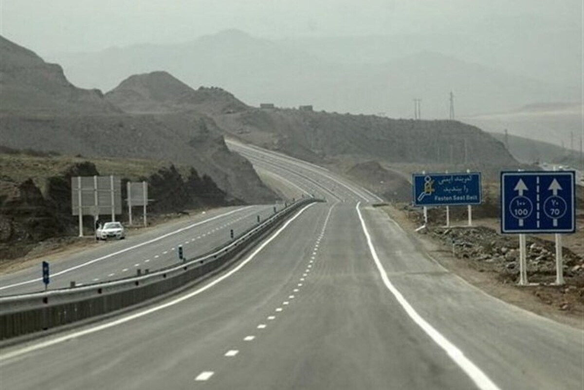امام جمعه سرخس: وزیر راه به دستور ویژه رئیس جمهور برای تکمیل جاده سرخس عمل کند