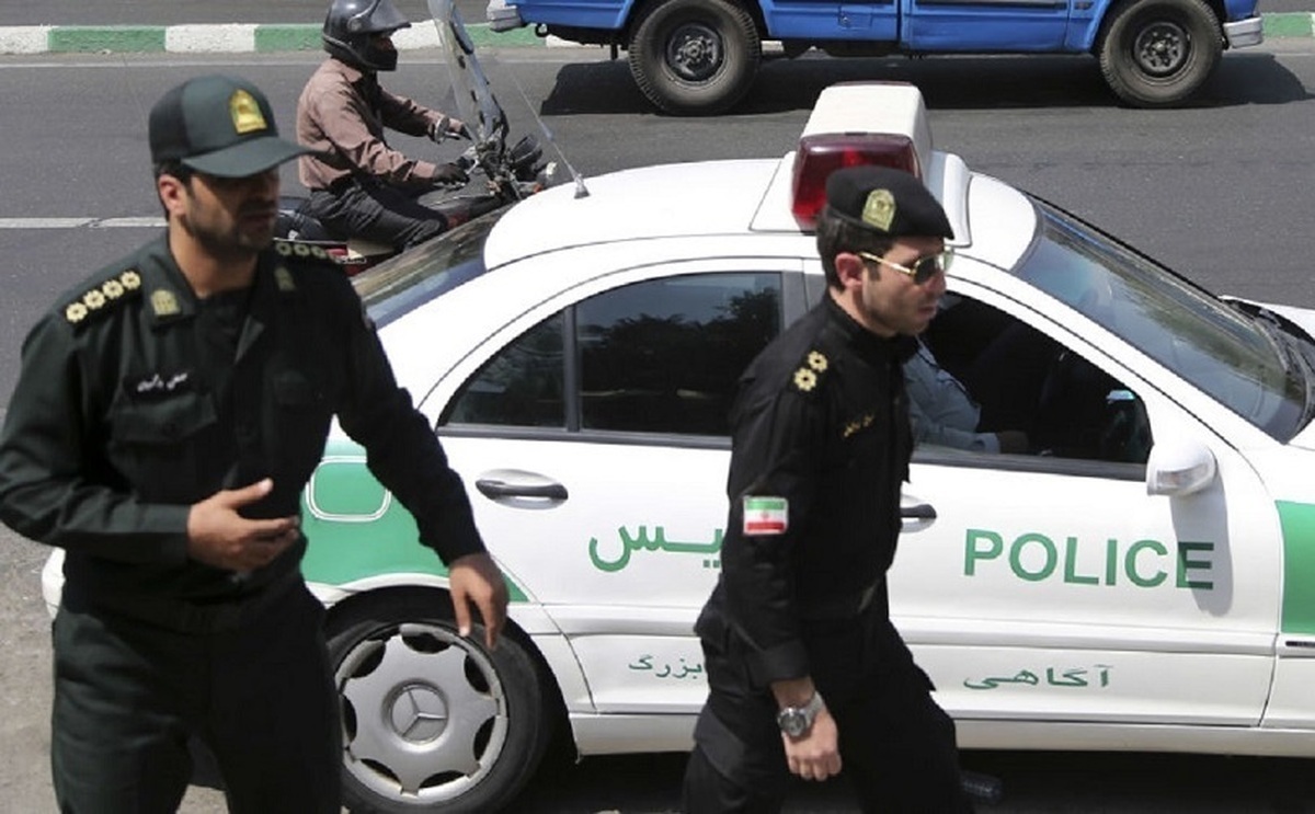 ویدئو| تعقیب سارقان و شلیک پلیس از دوربین داخل ماشین پلیس