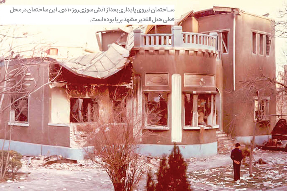 در روز ۱۰ دی ۱۳۵۷ حمله سربازان به مردم سراسری است؛ تجمع و غیر‌تجمع هم ندارد؛ اما در میدان مجسمه و چهارراه نادری (شهدا) شدیدتر است.