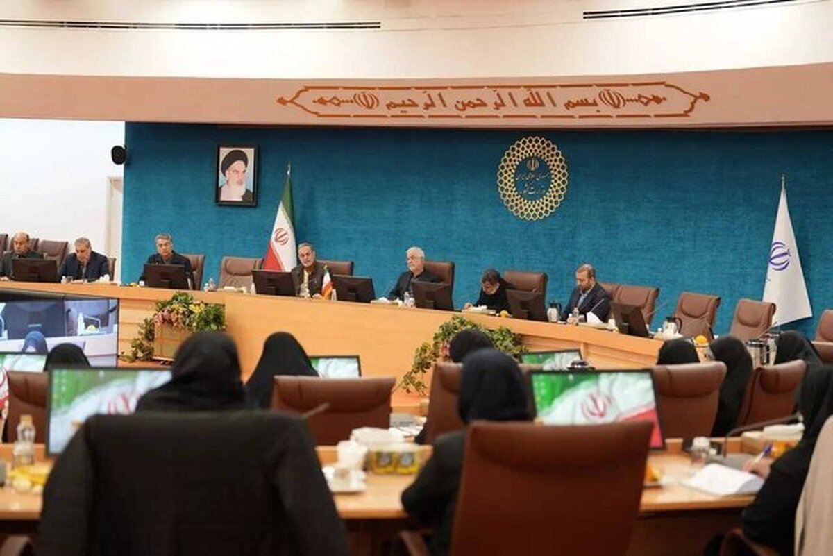 وزیر کشور گفت: در حوزه آسیب‌های اجتماعی می‌توان از خیرین و سازمان‌های مردم‌‌نهاد کمک گرفت؛ سازمان امور اجتماعی باید بتواند بین این‌ها هماهنگی و هم‌افزایی ایجاد و از ظرفیتشان استفاده کند.