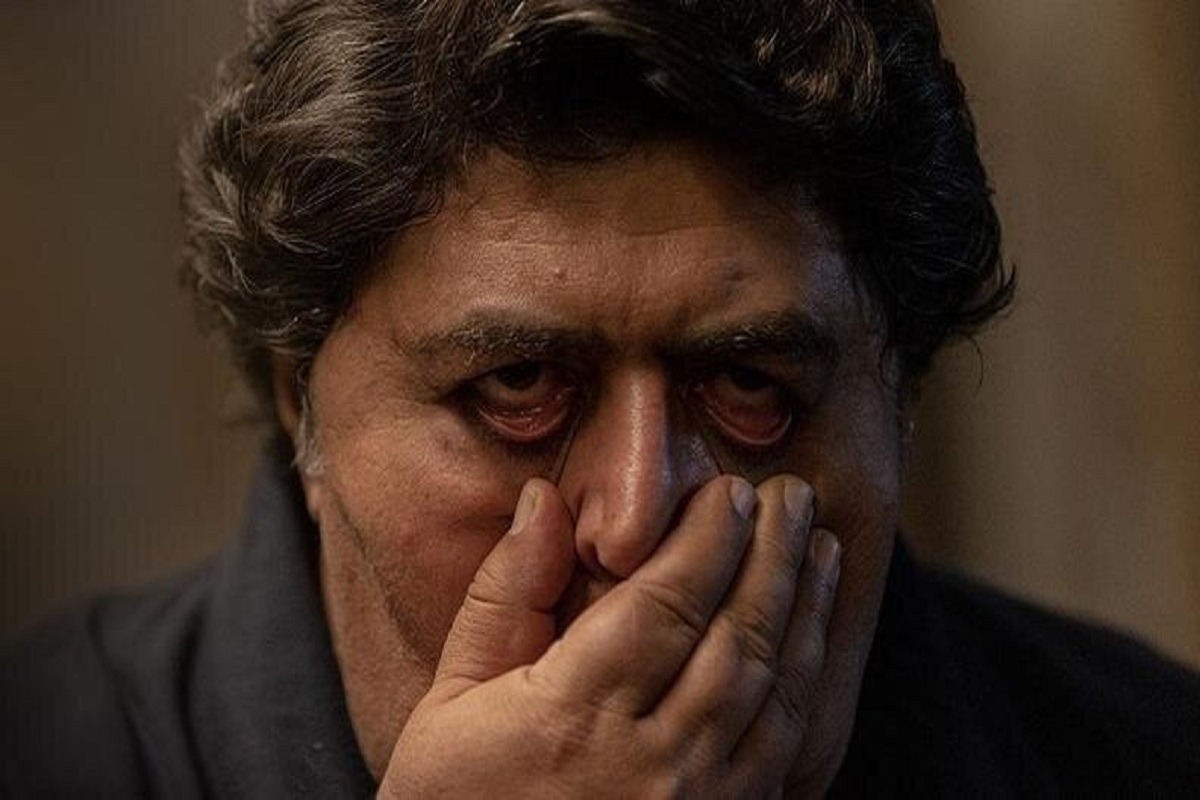 تصاویری از گریم عجیب نازنین بیاتی و فرهاد اصلانی در فیلم سینمایی «لاک‌پشت» که در بخش ویژه جشنواره فیلم فجر حضور دارد، منتشر شده است.