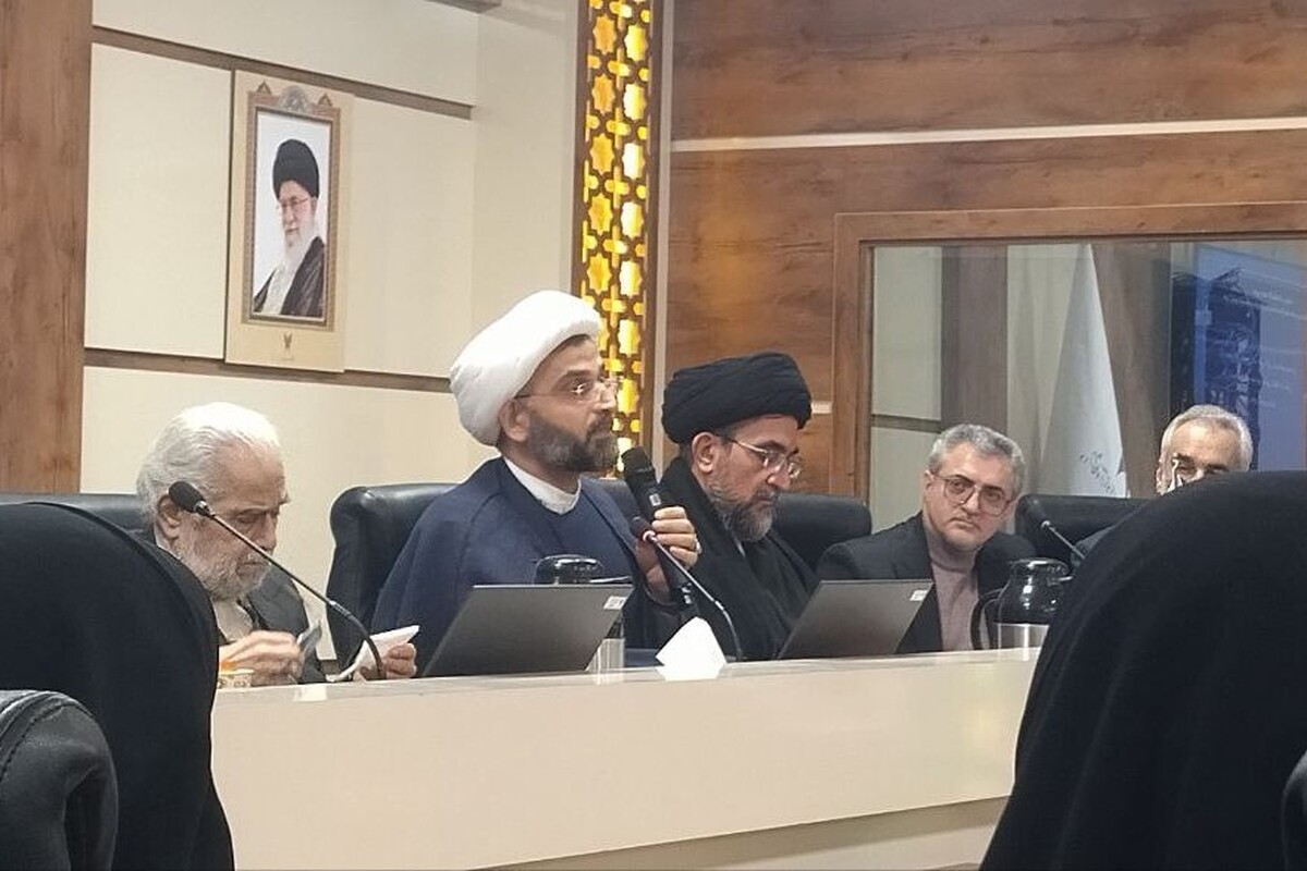 مدیرکل امور اساتید معارف و انس با قرآن نهاد نمایندگی مقام معظم رهبری در دانشگاه آزاد اسلامی با تاکید بر رفع چالش‌ها و مشکلات گروه معارف اسلامی دانشگاه آزاد اسلامی گفت: چنانچه این اتفاق بیفتد شاهد اتفاقات خوبی در دانشگاه خواهیم بود.