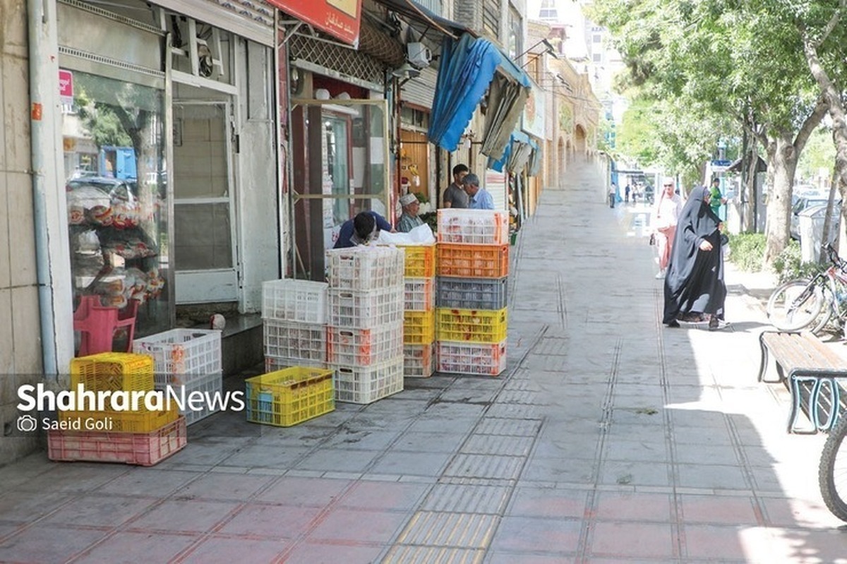 صدور بیش از ۳۳ هزار اخطاریه سدمعبر برای اصناف در مشهد طی ۱۰ماهه نخست ۱۴۰۳ | شهرداری مکلف به رفع سدمعبر است