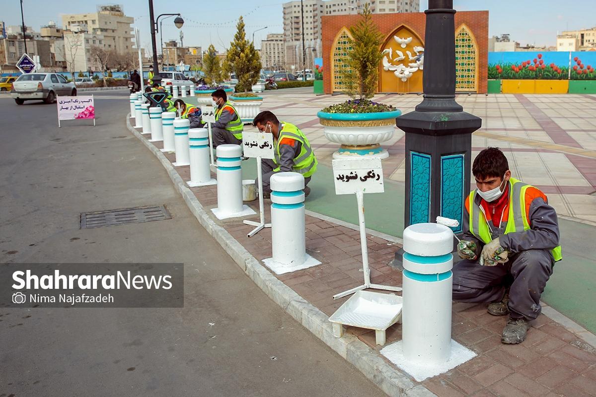 مدیر کل بهبود محیط زیست شهری مشهد آغاز عملیات بهسازی و رنگ آمیزی مبلمان پارکی و المان‌های فضای سبز شهرداری مشهد در استقبال از بهار ۱۴۰۴ خبر داد.