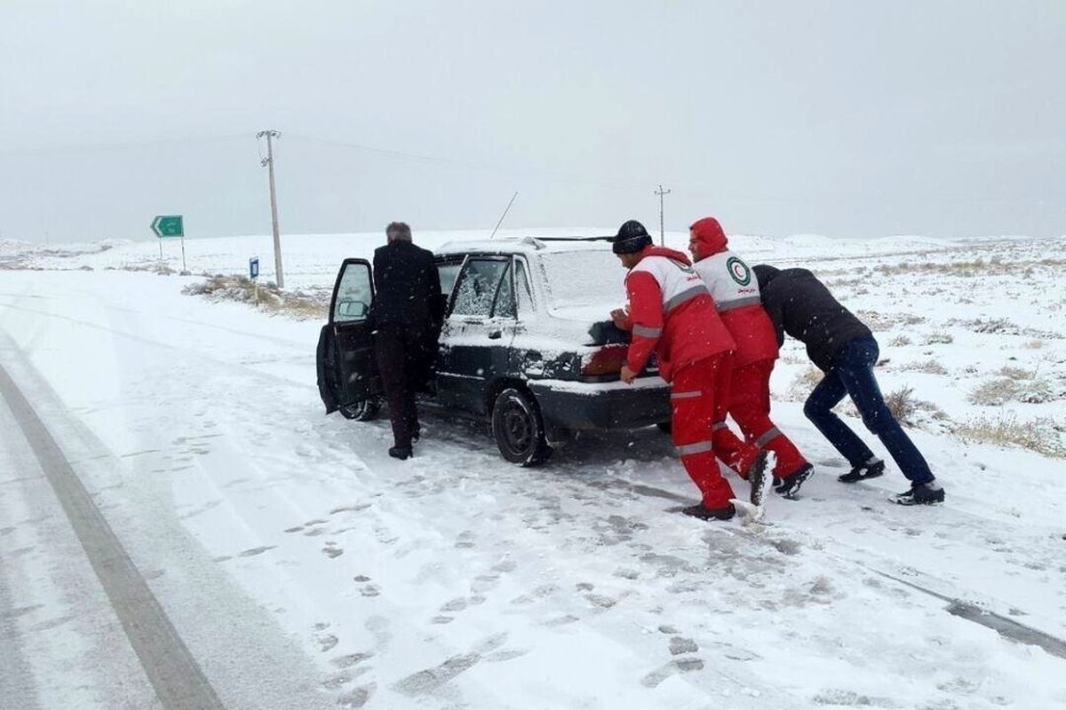 آماده‌باش امدادگران هلال‌احمر و تیم‌های واکنش‌سریع در خراسان رضوی (۲۰ بهمن ۱۴۰۳)