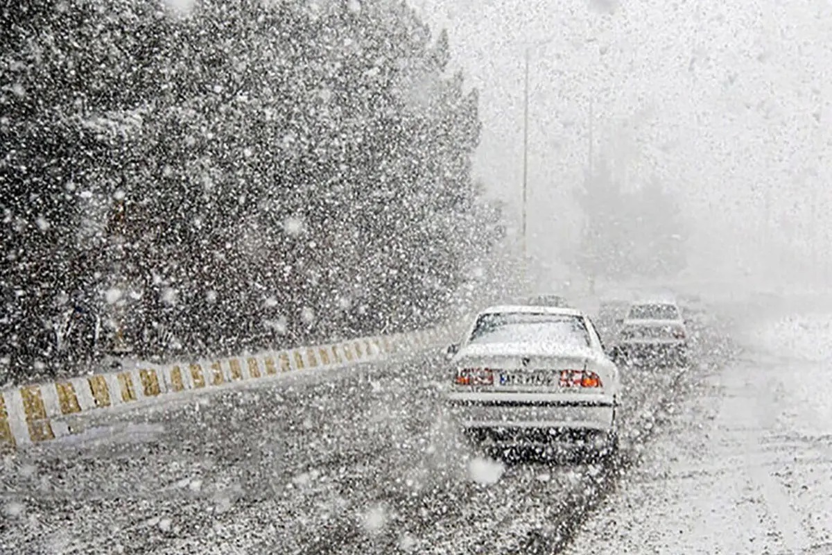 احتمال انسداد موقت برخی جاده‌های خراسان رضوی درپی بارش برف و وقوع کولاک (۲۱ بهمن ۱۴۰۳) | از سفر‌های غیرضروری بپرهیزید