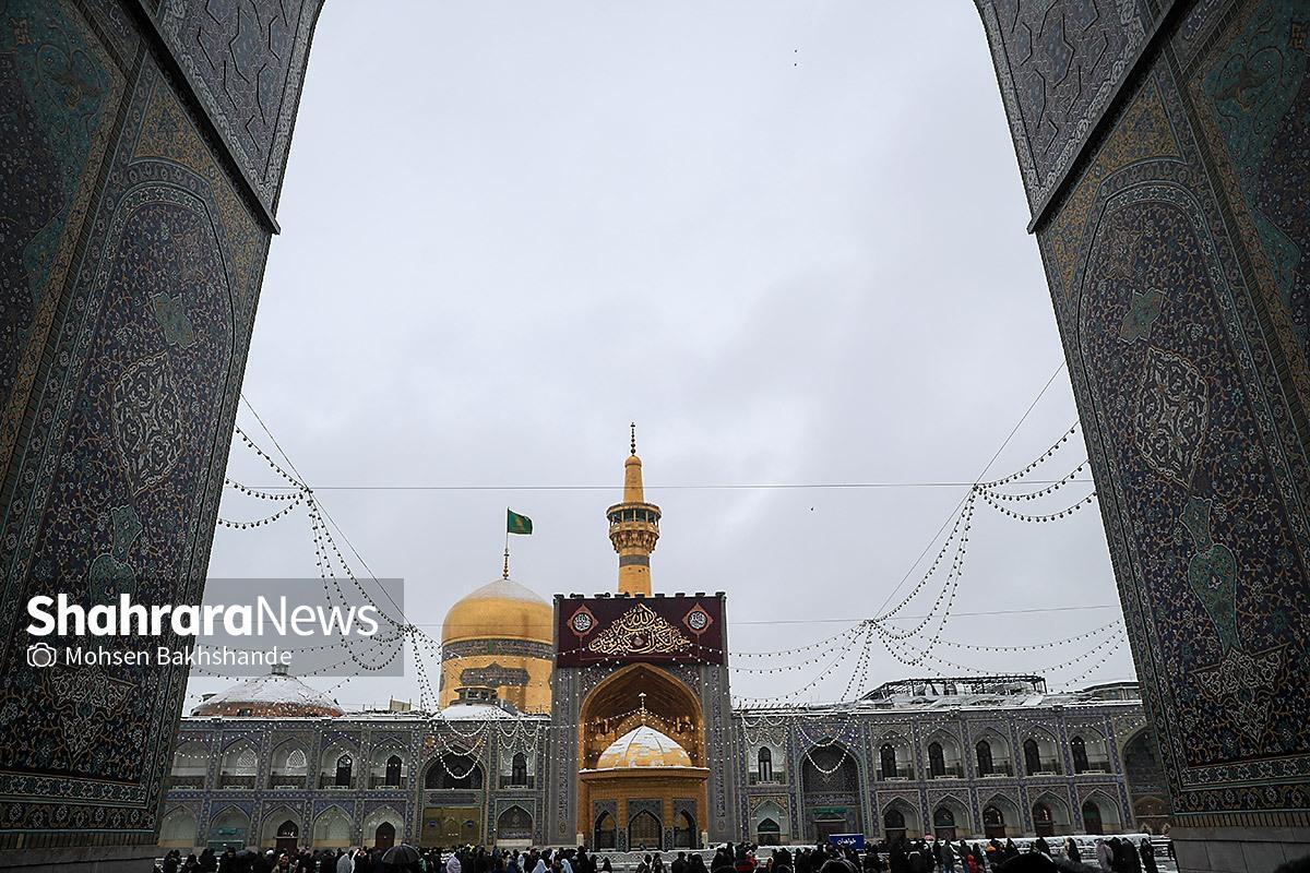 ویدئویی از گل‌آرایی صحن و سرای امام رضا علیه السلام در آستانه ولادت حضرت صاحب الزمان (عج) را مشاهده می‌کنید.