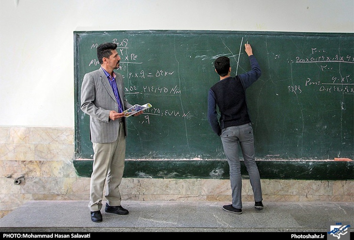 حقوق و اضافه تدریس معلمان خریدخدمات، در بهمن ۱۴۰۳ به حسابشان واریز می‌شود