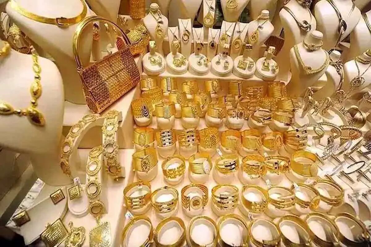 اتحادیه طلا، جواهر، نقره و سکه مشهد نرخ انواع سکه و طلای ۱۸عیار در بازار طلای مشهد را اعلام کرد.
