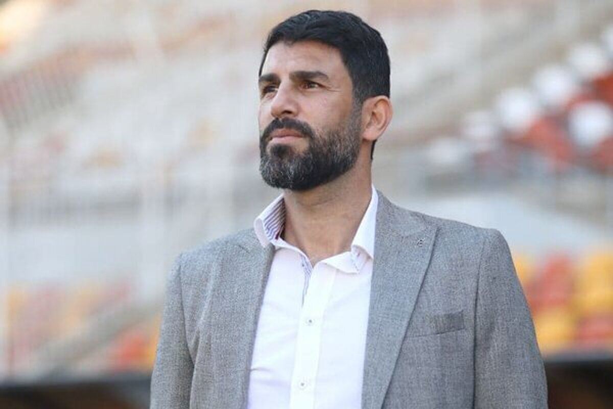 مدیر آکادمی باشگاه پرسپولیس خیلی زود از سمتش برکنار شد.