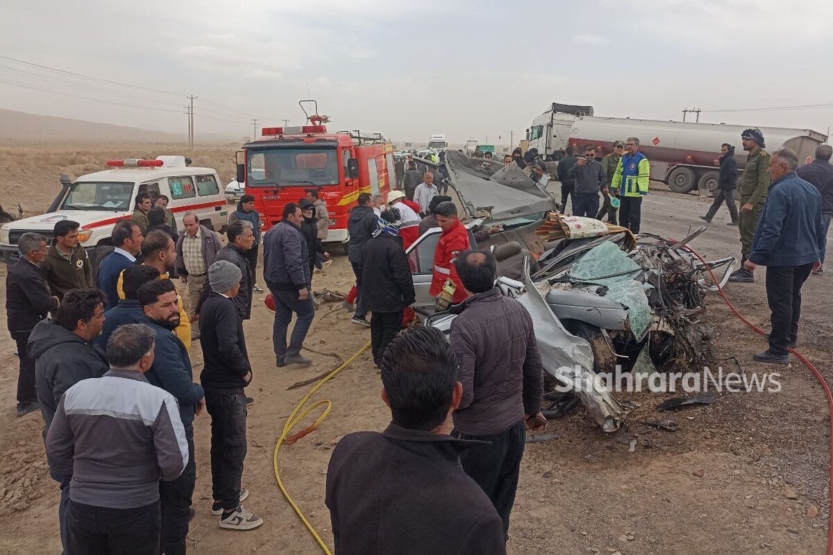 ۲ فوتی و ۴ مصدوم بر اثر برخورد خودرو پژو با تریلی در محور بردسکن به درونه (۷ اسفند ۱۴۰۳)