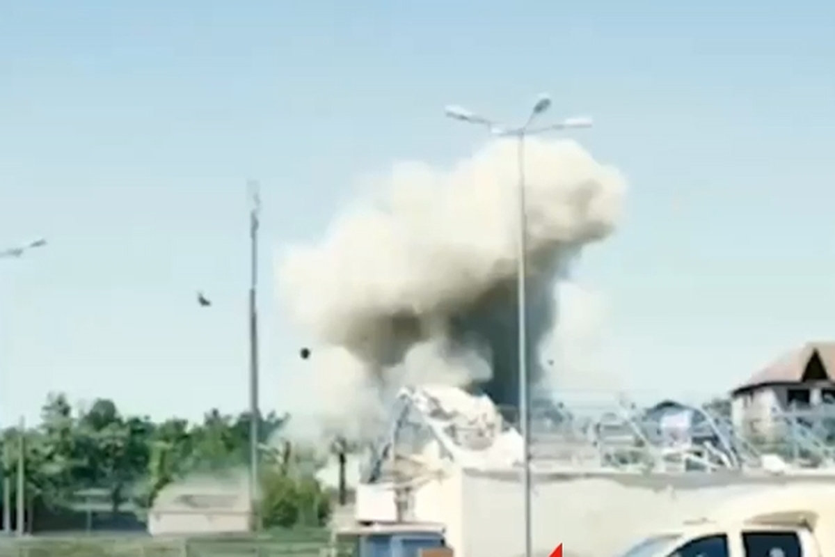 حمله اوکراین به رستورانی در دونتسک | ۱۱ نفر کشته و زخمی شدند + فیلم