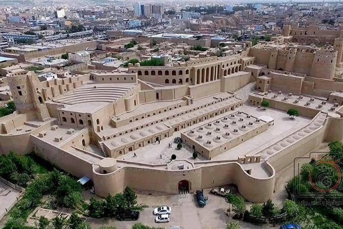 رئیس کل موزه ملی ایران: ما باید میراث افغانستان را به درستی به جهان معرفی کنیم