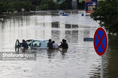 تصاویری از آب‌گرفتگی در سطح شهر مشهد بر اثر بارش شدید باران (۲۶ اردیبهشت ۱۴۰۳)