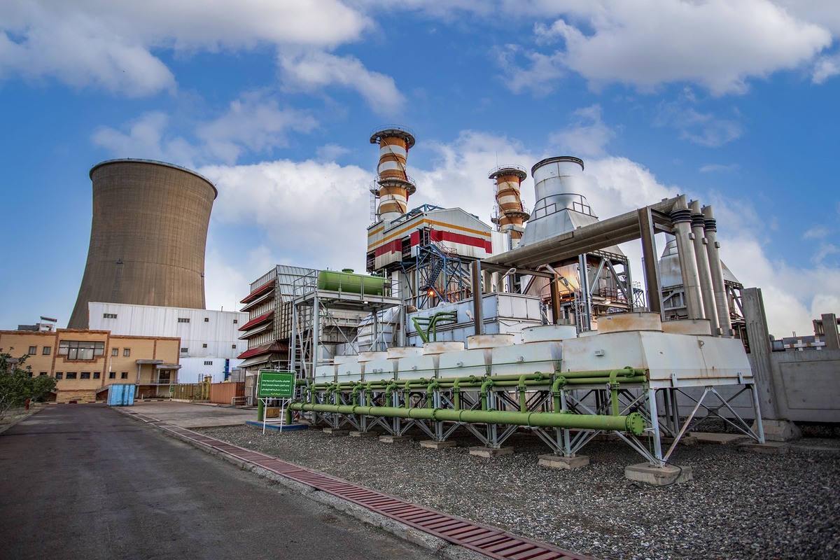 دعوت از نیروگاه‌ها برای عرضه برق تولیدی در بورس
