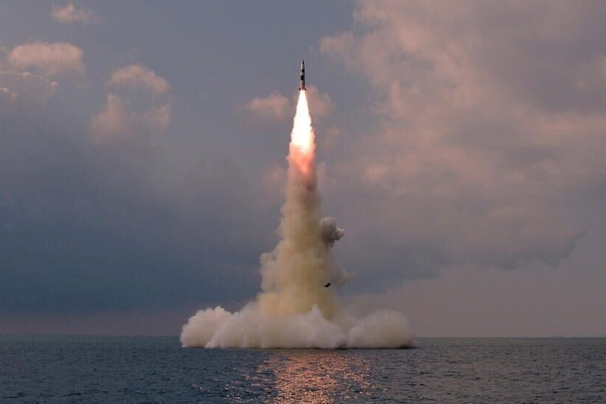شلیک موشک بالستیک به سمت ساحل شرقی توسط کره‌شمالی