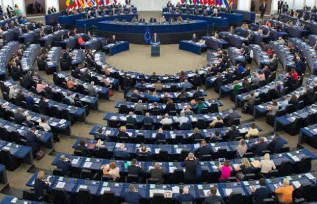 دستیار نماینده پارلمان اروپا به اتهام جاسوسی برای چین تعلیق شد
