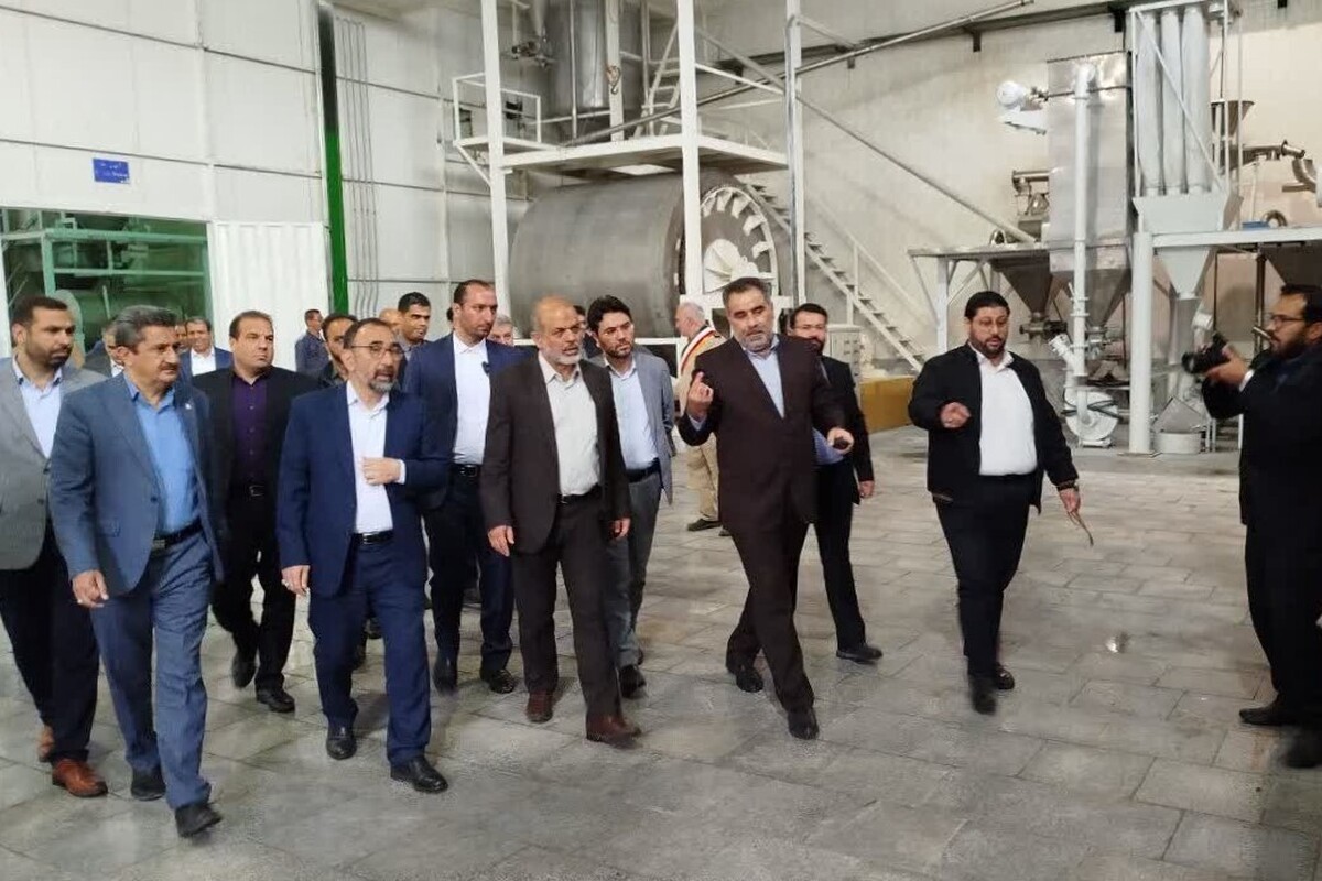 وزیر کشور در مشهد: طی دو سال گذشته، ۳۰۸ کارخانه در خراسان رضوی احیا شده است