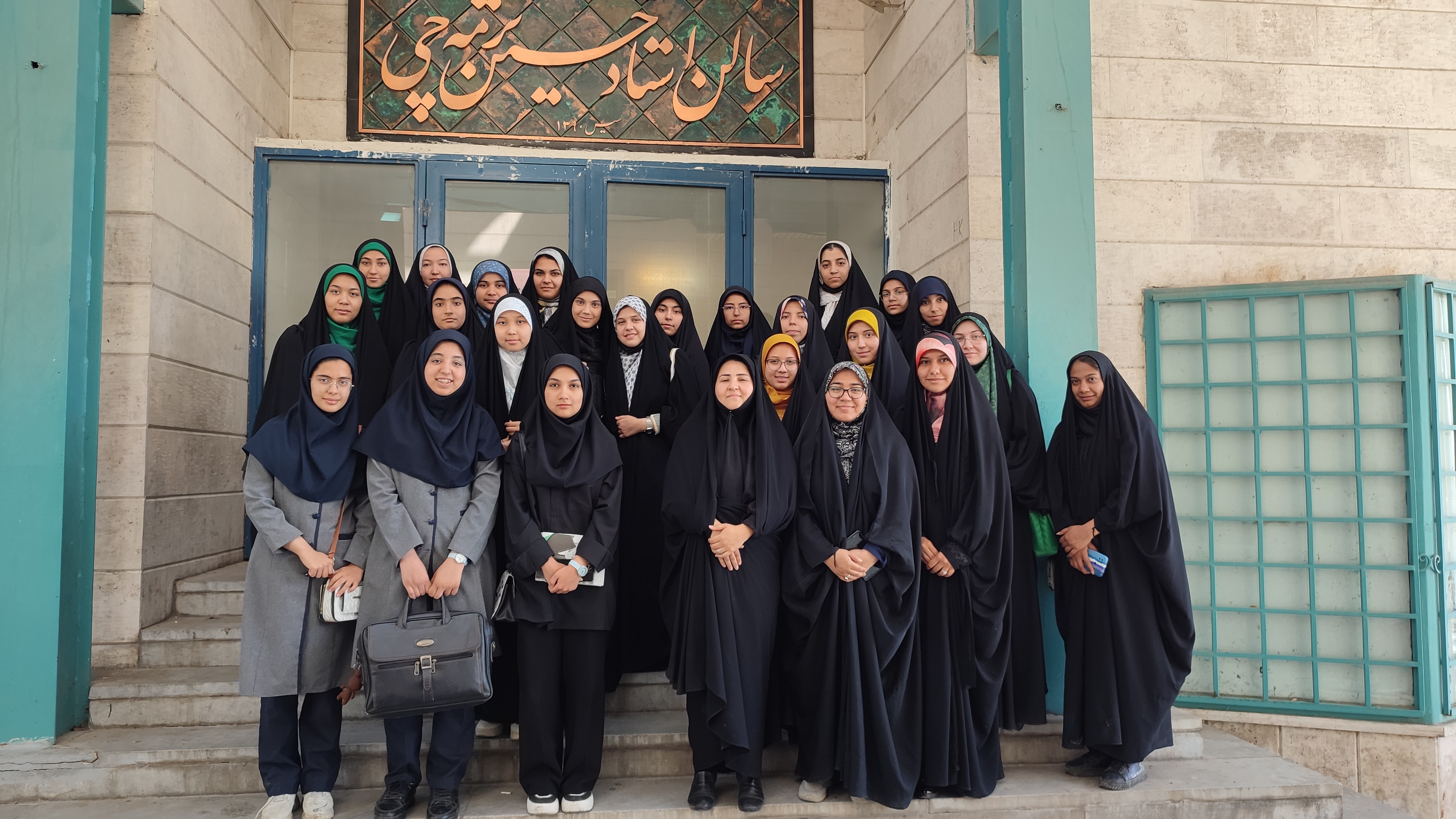 دیدار دختران رسانه‌ای «شهربانو» با مدیرعامل موسسه فرهنگی شهرآرا