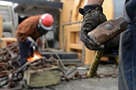 بخش‌نامه جدید وزارت کار درباره امکان شکایت قانونی کارگران در مشاغل سخت و زیان‌آور