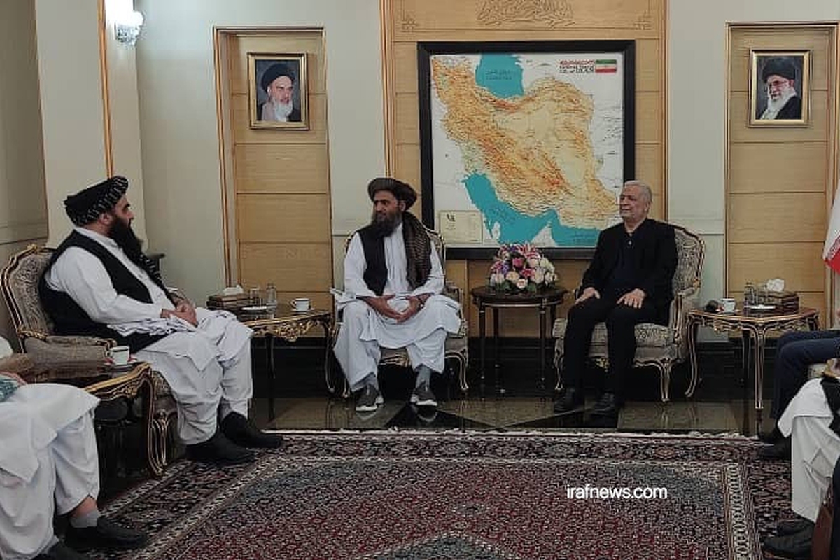 دو مقام ارشد طالبان برای ادای احترام به شهدای خدمت وارد تهران شدند