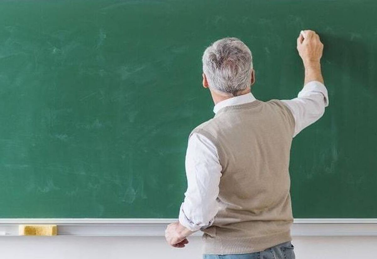 وزارت آموزش و پرورش: هیچ معلمی مهر امسال بازنشسته نمی‌شود