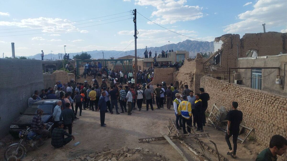 اسکان اضطراری برای سه هزار نفر در مناطق زلزله زده کاشمر (۲۹ خرداد ۱۴۰۳)