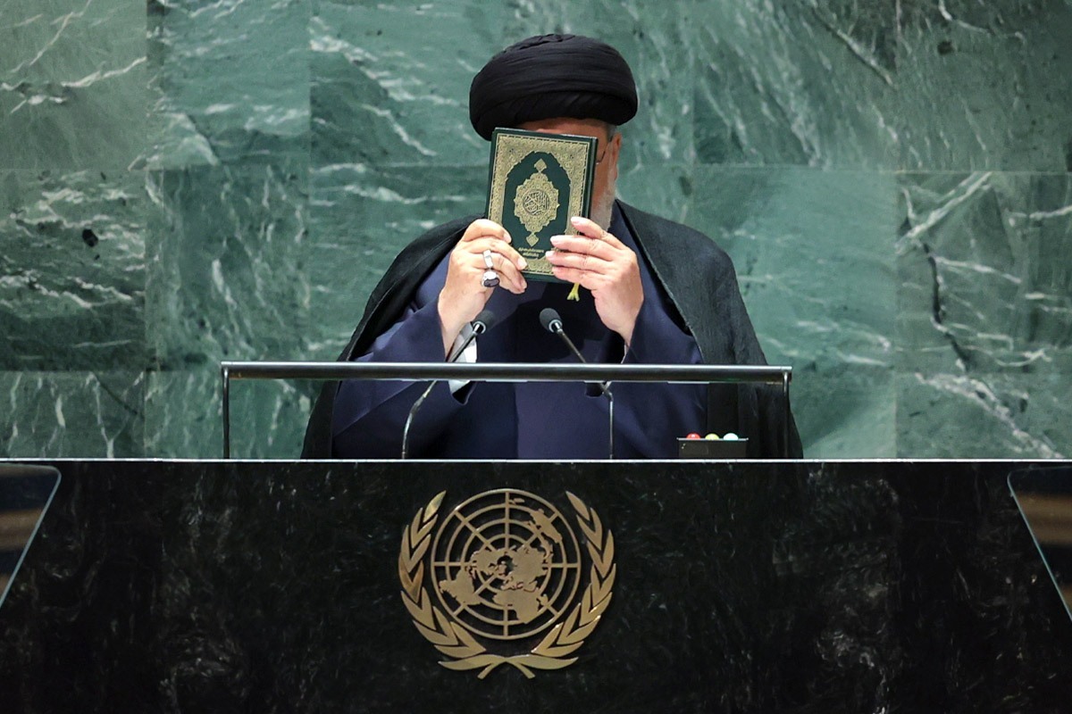 زلفی‌گل: شهید رئیسی نماد تقوای سیاسی و تواضع اجتماعی بود