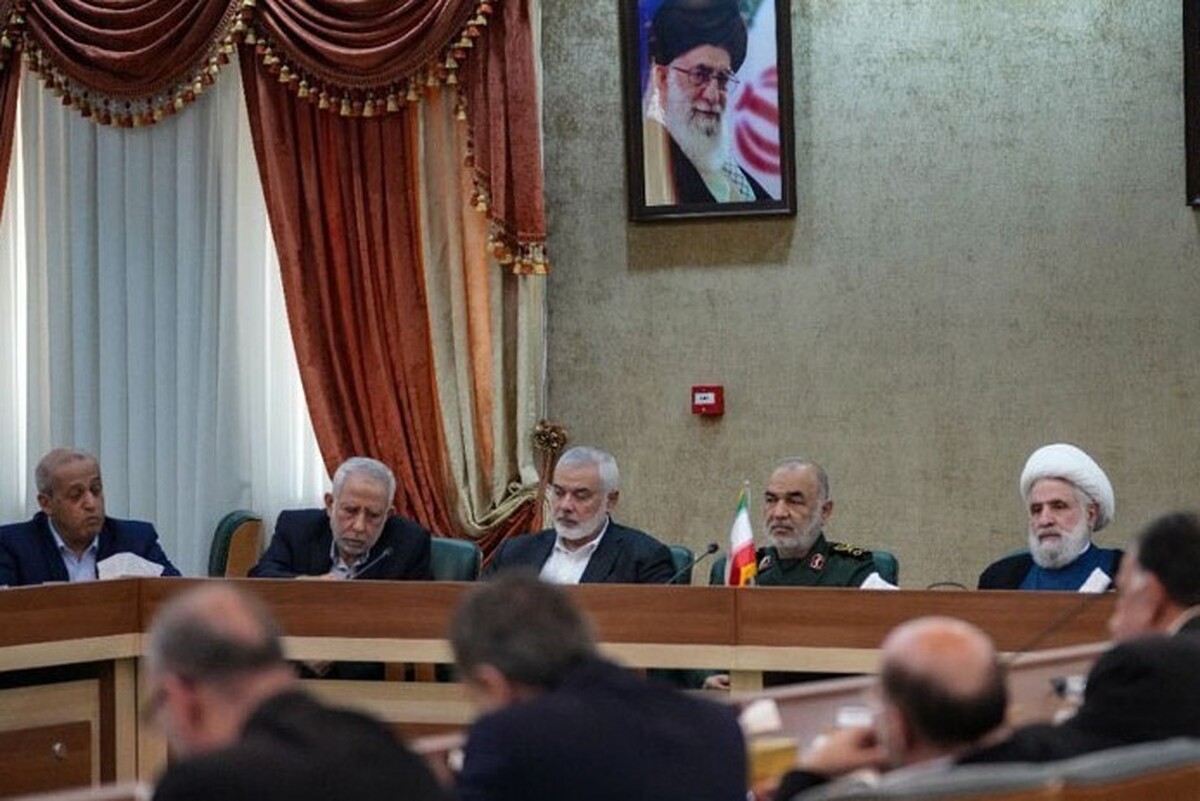 جلسه گروه‌های مقاومت با حضور سلامی و قاآنی در تهران (۳ خرداد)
