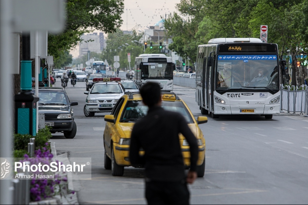 شهروند خبرنگار | گلایه شهروند از فاصله برخی ایستگاه‌های اتوبوس خط ۱۵ در مشهد + پاسخ