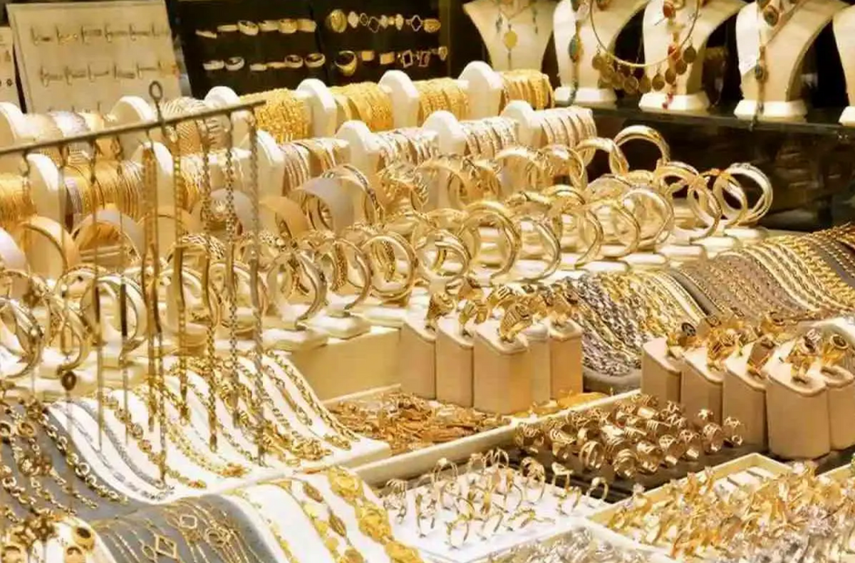 هر گرم طلای ۱۸عیار در مشهد، بیش‌از ۳.۵ میلیون تومان (۱۱ تیر ۱۴۰۳)