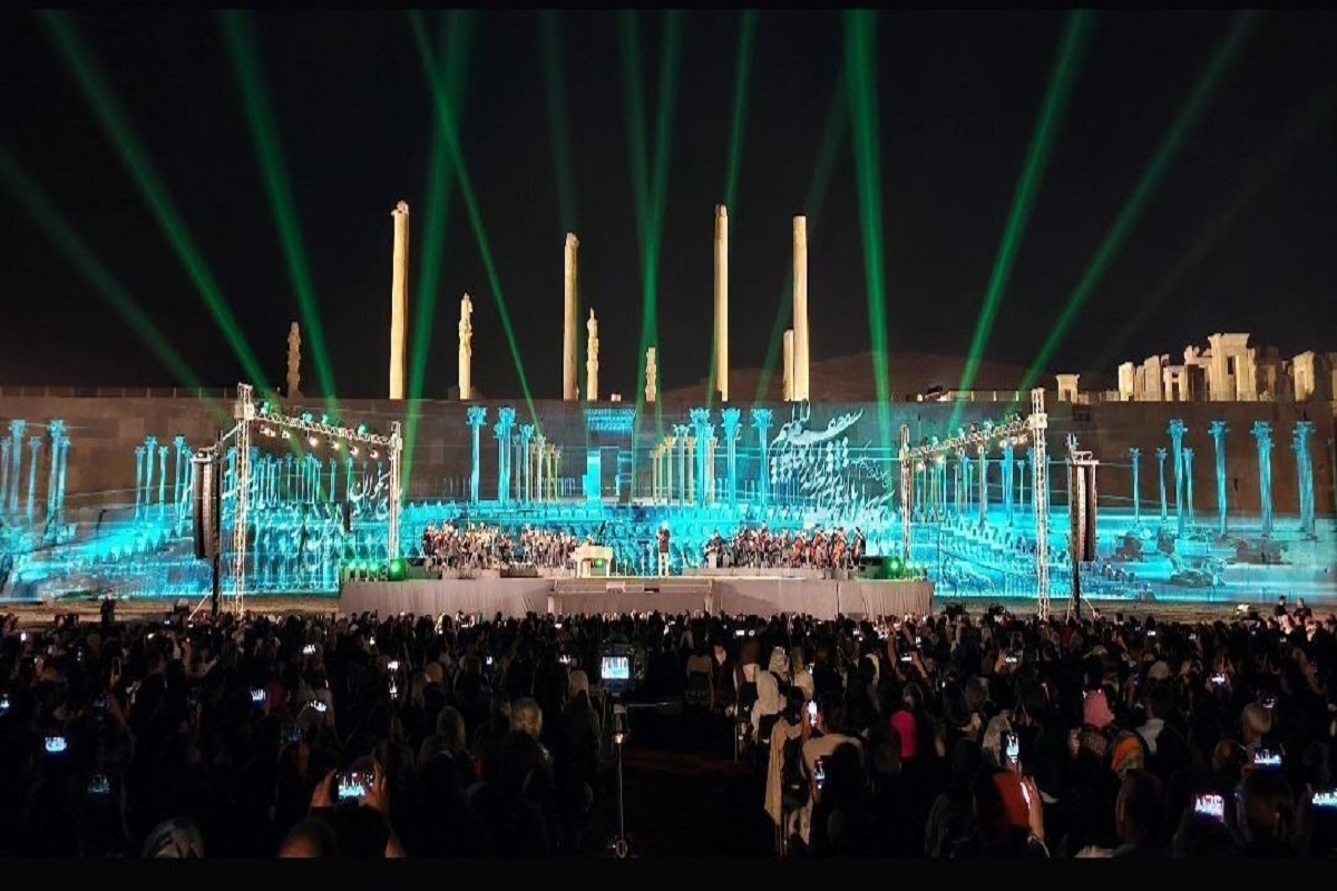 واکنش وزیر فرهنگ به حواشی کنسرت علیرضا قربانی در تخت‌جمشید
