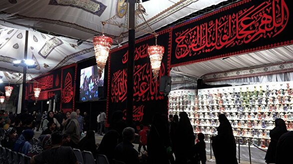 ویدئو | روایتی از دومین شب ماه محرم در موکب حضرت زهرا (س) مشهد مقدس