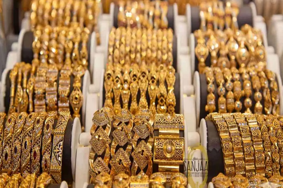 طلای ۱۸ عیار در مشهد بیش از ۳.۳ میلیون تومان (۲ تیر ۱۴۰۳)