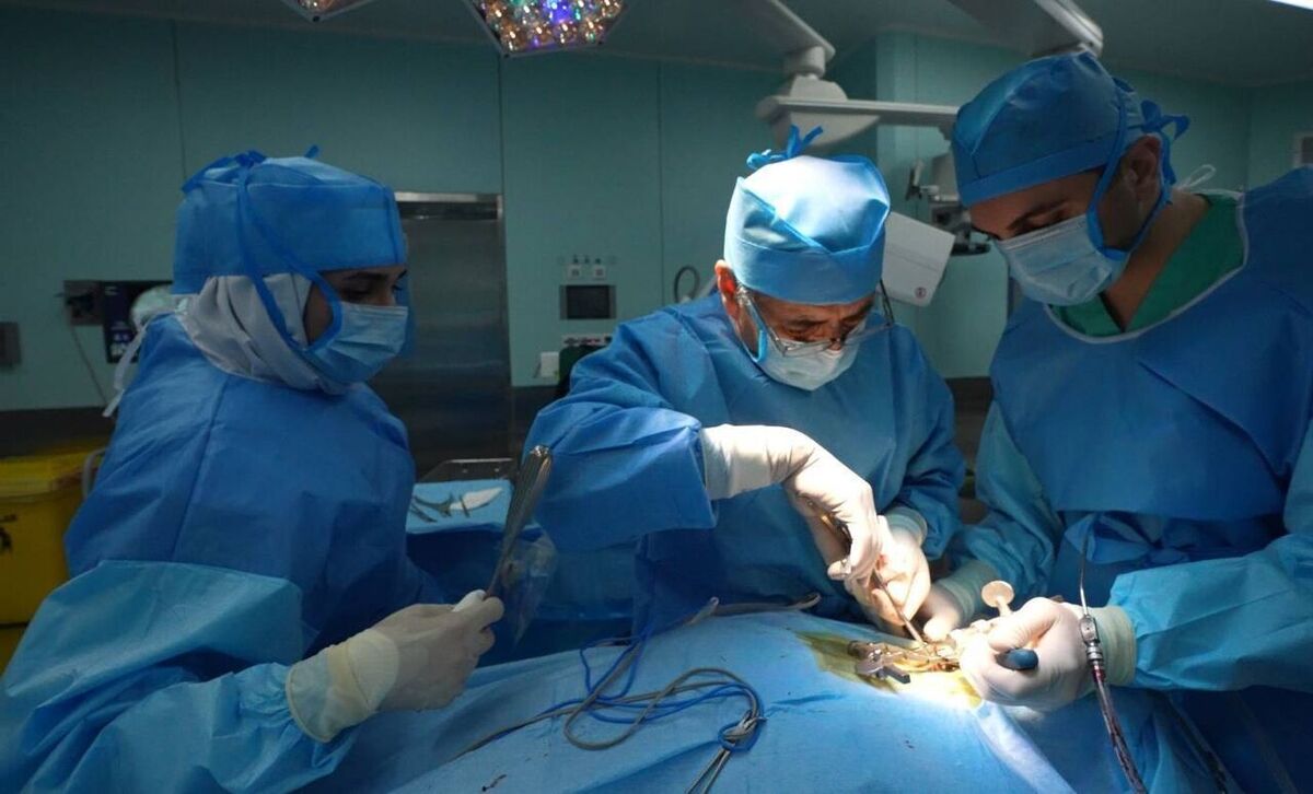 عمل جراحی خارج‌کردن ساچمه از مغز مامور نیروی انتظامی با موفقیت انجام شد