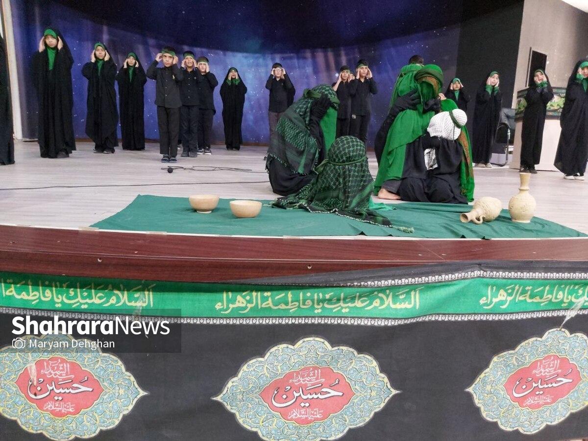 دلدادگی مادران و کودکانشان در مراسم شیرخوارگان حسینی سالن شهدای وحدت مشهد (۲۲ تیر ۱۴۰۳)