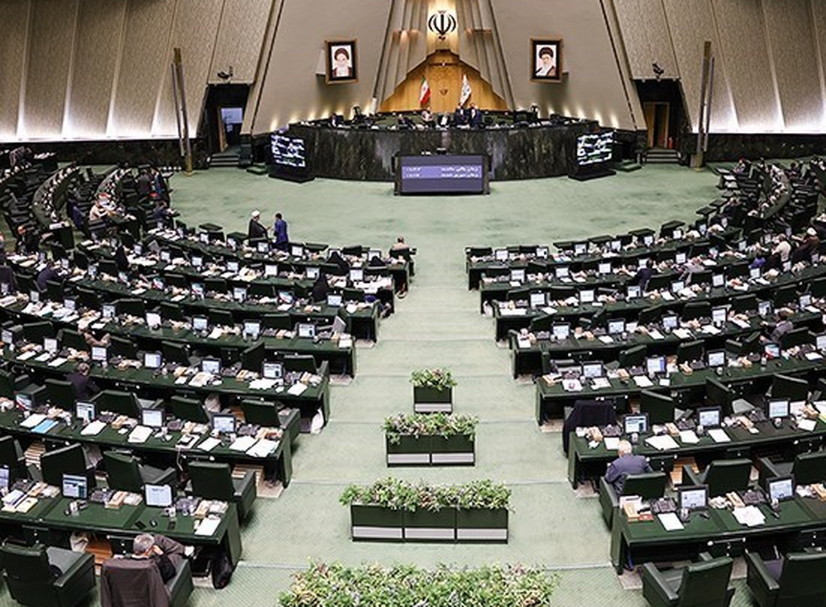 جزئیات جلسه کمیسیون امنیت ملی مجلس در مشهد تشریح شد (۲۹ تیر ۱۴۰۳)