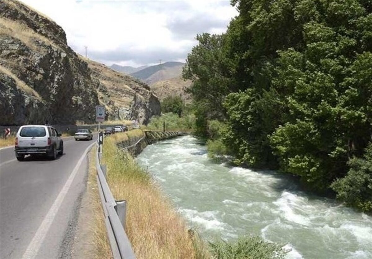 مدیرکل راهداری استان البرز گفت: فیلمی در فضای مجازی منتشر شده که تونل کندوان در جاده چالوس بسته شده که این خبر تکذیب می‌شود.