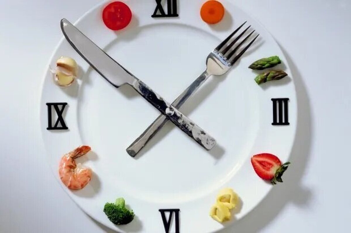 بهترین زمان شام خوردن | برای جلوگیری از افزایش وزن در این زمان شام بخورید