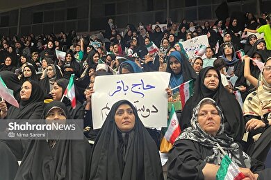عکس‌هایی از انتظار هواداران محمدباقر قالیباف برای دیدار با او در مشهد