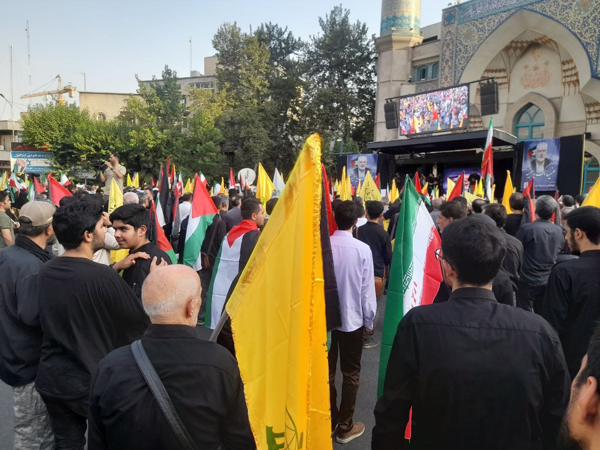آغاز تجمع خودجوش مردم تهران در اعتراض به ترور شهید اسماعیل هنیه