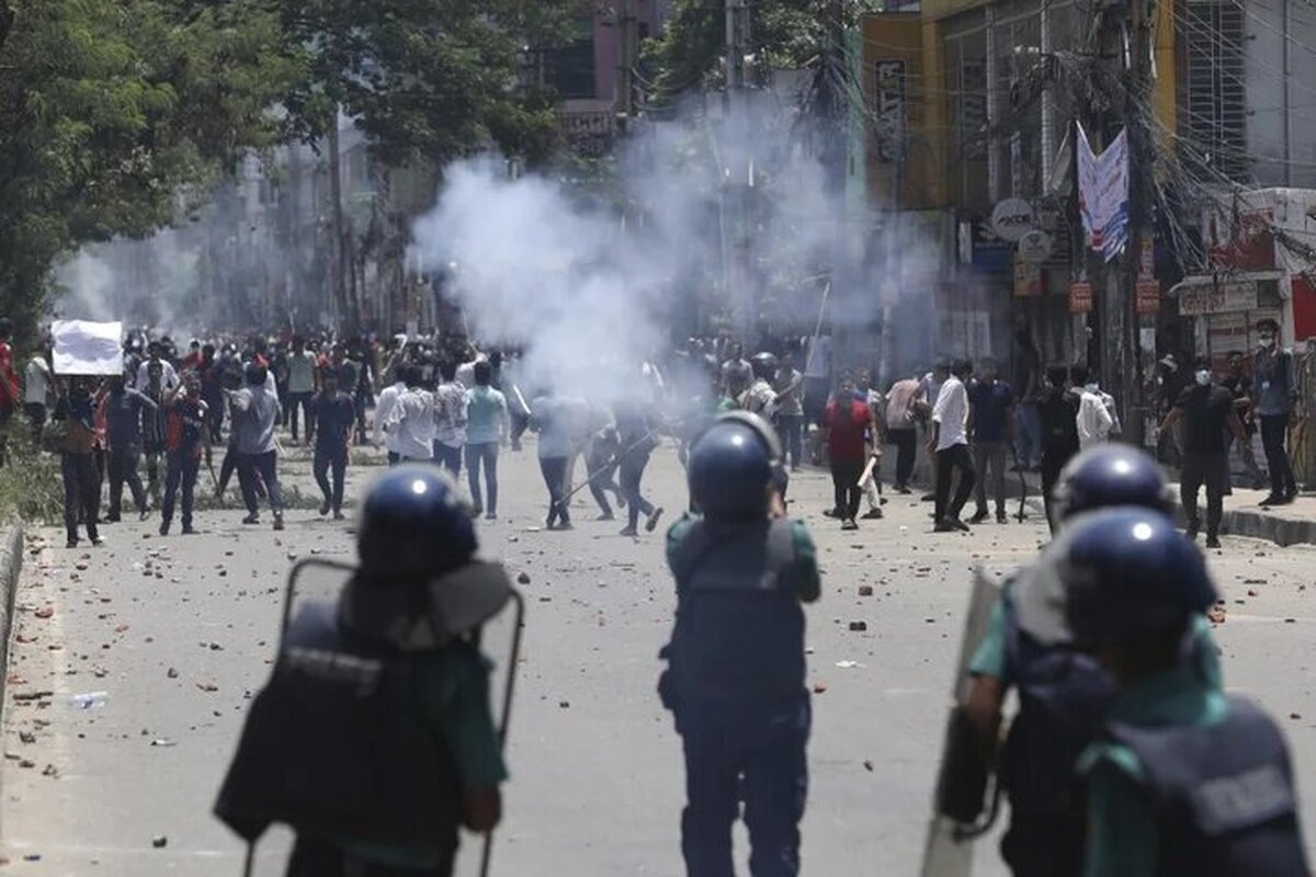 تداوم اعتراضات در بنگلادش | ۵۰ تَن کشته شدند