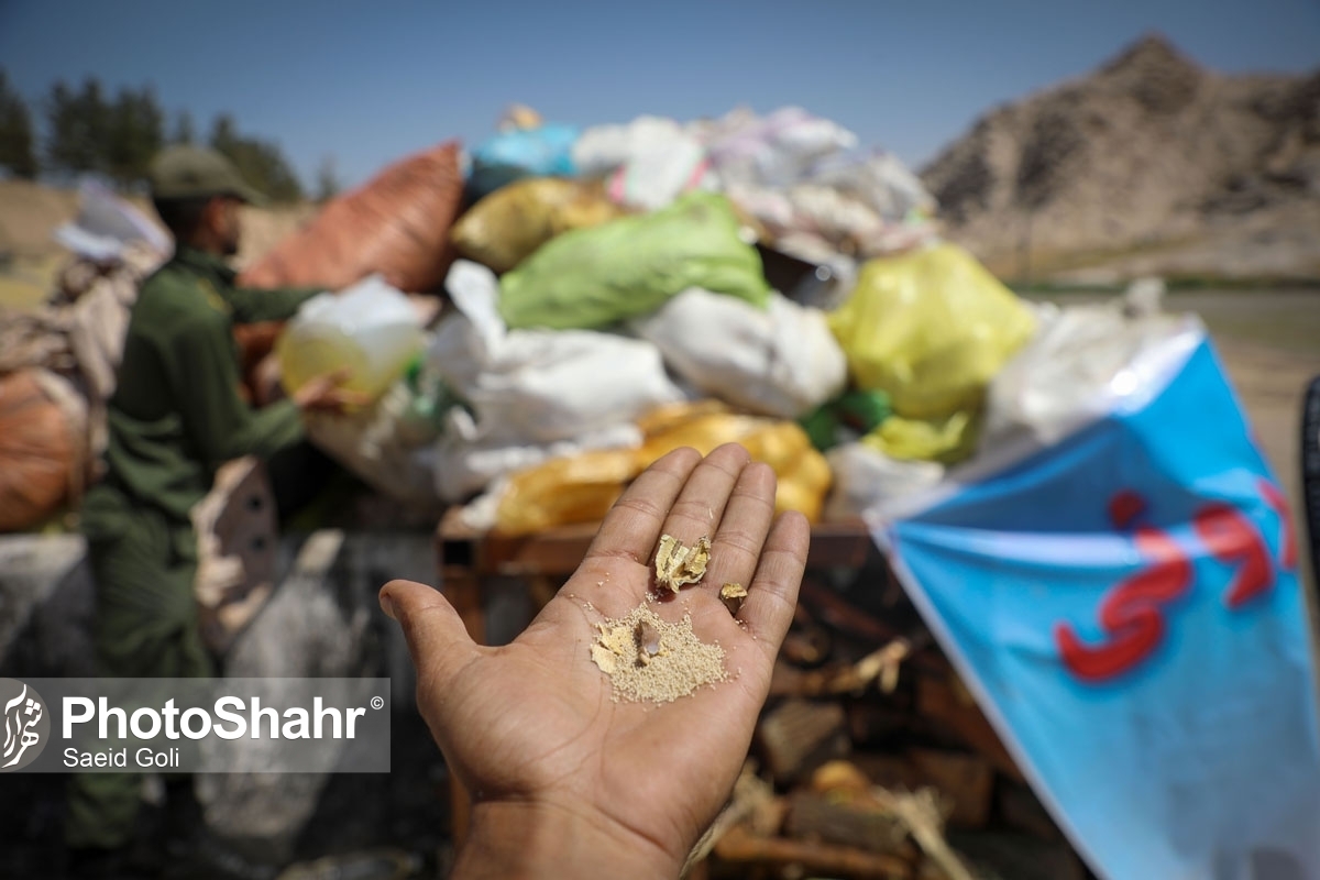 ستاد مبارزه با موادمخدر و سازمان بسیج مستضعفین با هدف راه‌اندازی پنج مرکز نگهداری، درمان و توانمندسازی معتادان متجاهر و نیز کیفی‌سازی عملکرد مراکز و مانایی درمان بهبودیافتگان تفاهم‌نامه همکاری جدید امضا کردند.