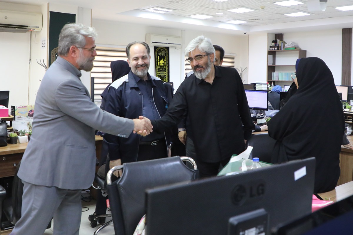 بازدید جمعی از مسئولین شهری مشهدمقدس از موسسه فرهنگی شهرآرا