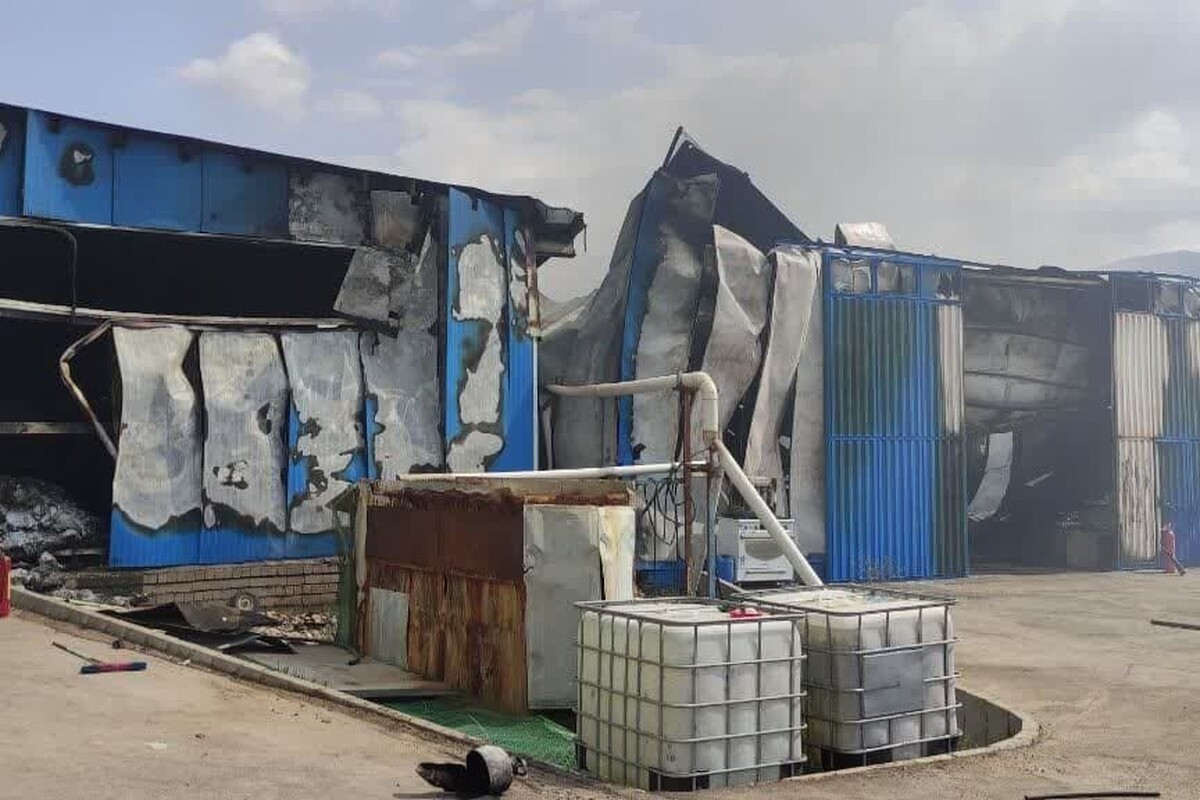 آتش سوزی در کارخانه یخچال سازی در تبریز (۷ مرداد ۱۴۰۳)