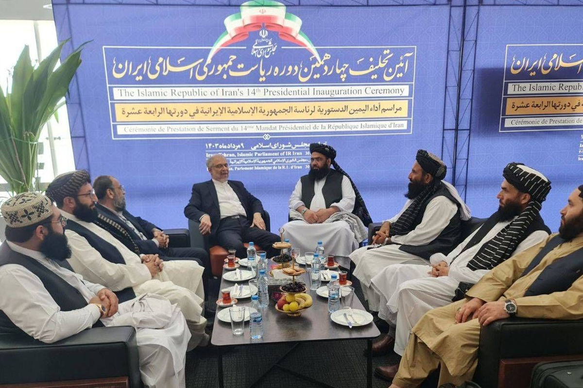 معاون نخست وزیر طالبان برای شرکت در مراسم تحلیف پزشکیان وارد تهران شد + فیلم