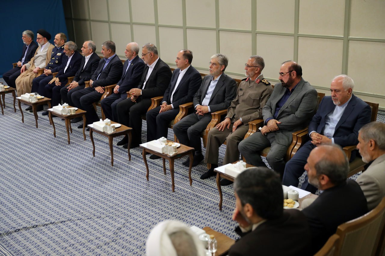 دیدار رهبر معظم انقلاب اسلامی با اعضا هیئت دولت